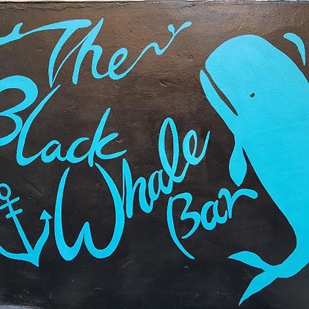 Jinho'S Black Whale Guest House & Bar Séoul Extérieur photo